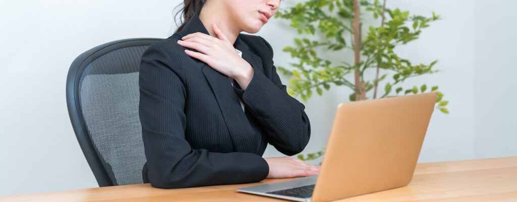 Unlocking-Freedom_-Best-Exercises-to-Relieve-Shoulder-Pain_396720073